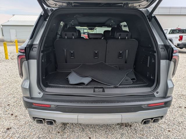 New 2026 Chevrolet Traverse LT w/ Sun and Wheel Package image 32