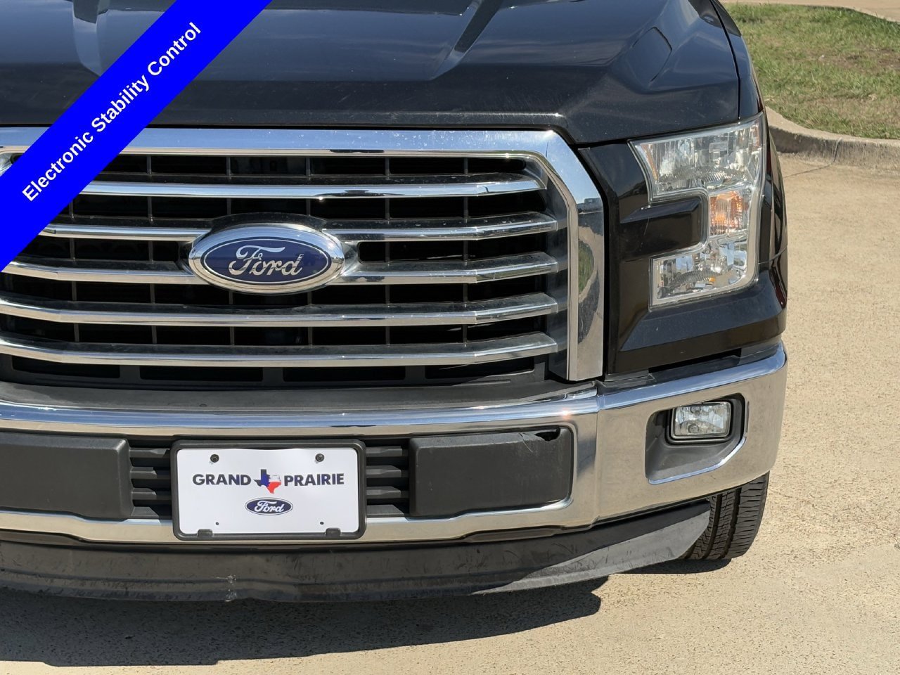Used 2015 Ford F150 XLT w/ Equipment Group 302A Luxury RWD image 11