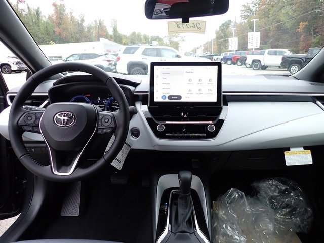 New 2026 Toyota Corolla SE image 13