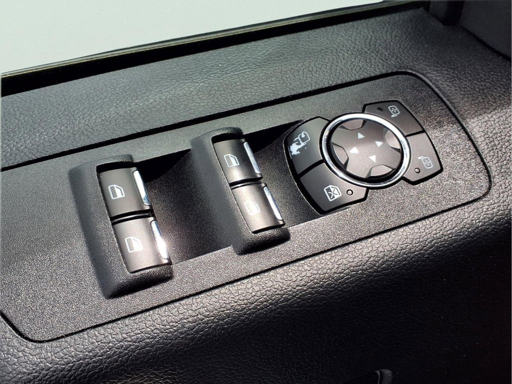 Used 2019 Ford F150 Lariat w/ Trailer Tow Package AWD/4WD image 18