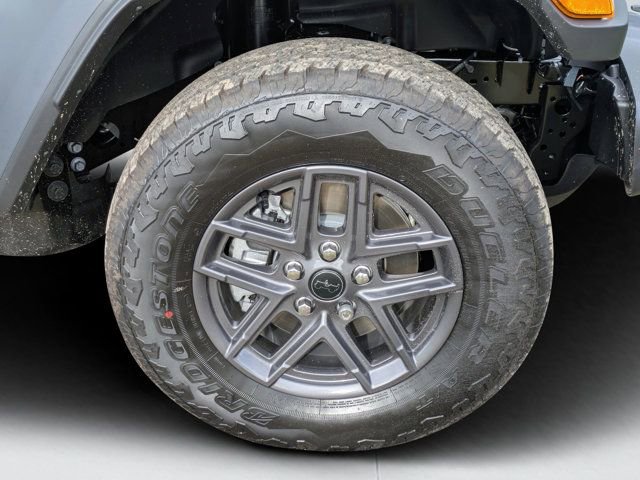 New 2026 Jeep Gladiator Sport image 9