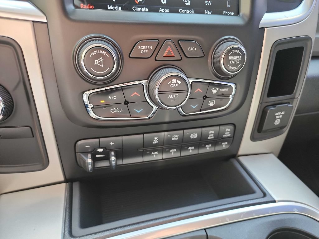 Used 2018 RAM 2500 Big Horn w/ Harvest Edition AWD/4WD image 33
