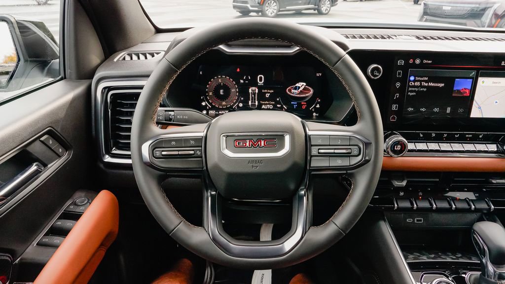 New 2026 GMC Canyon AT4 AWD/4WD image 18