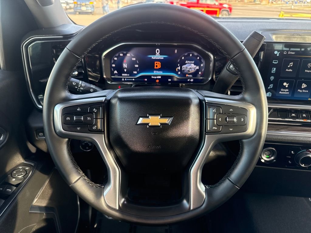 Used 2024 Chevrolet Silverado 1500 LT image 14