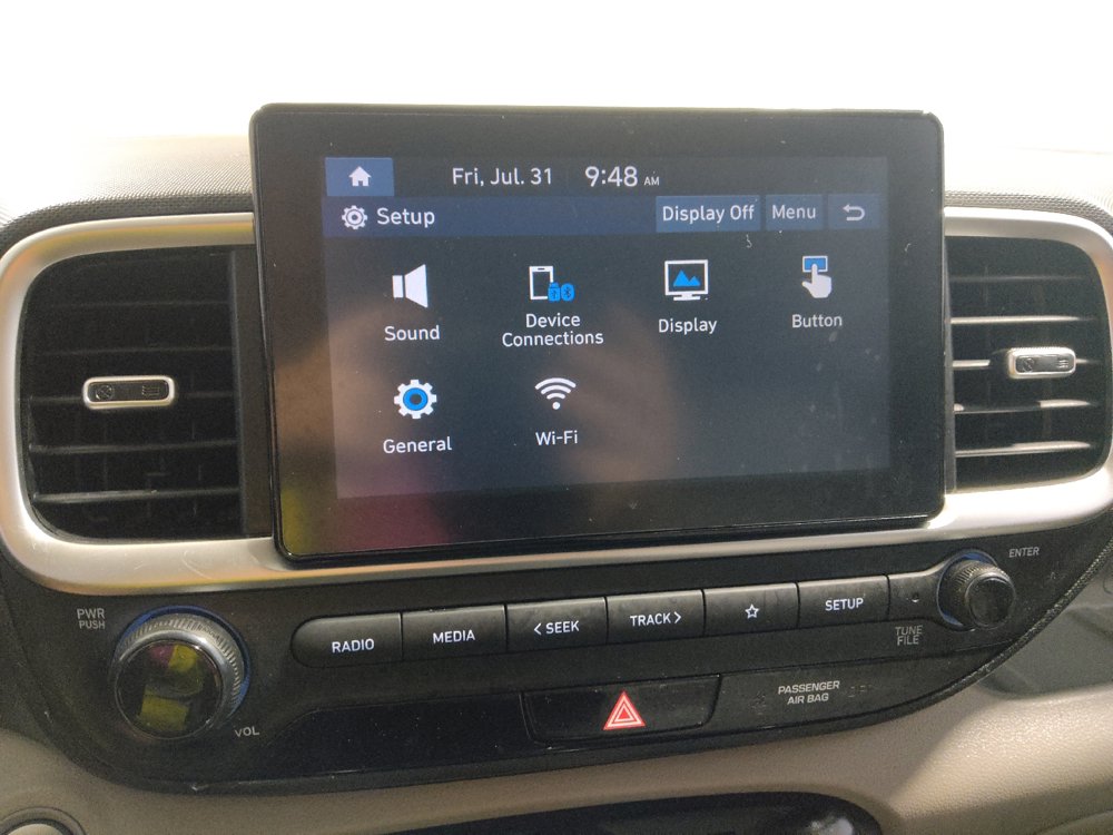 Used 2025 Hyundai Venue SEL FWD image 25