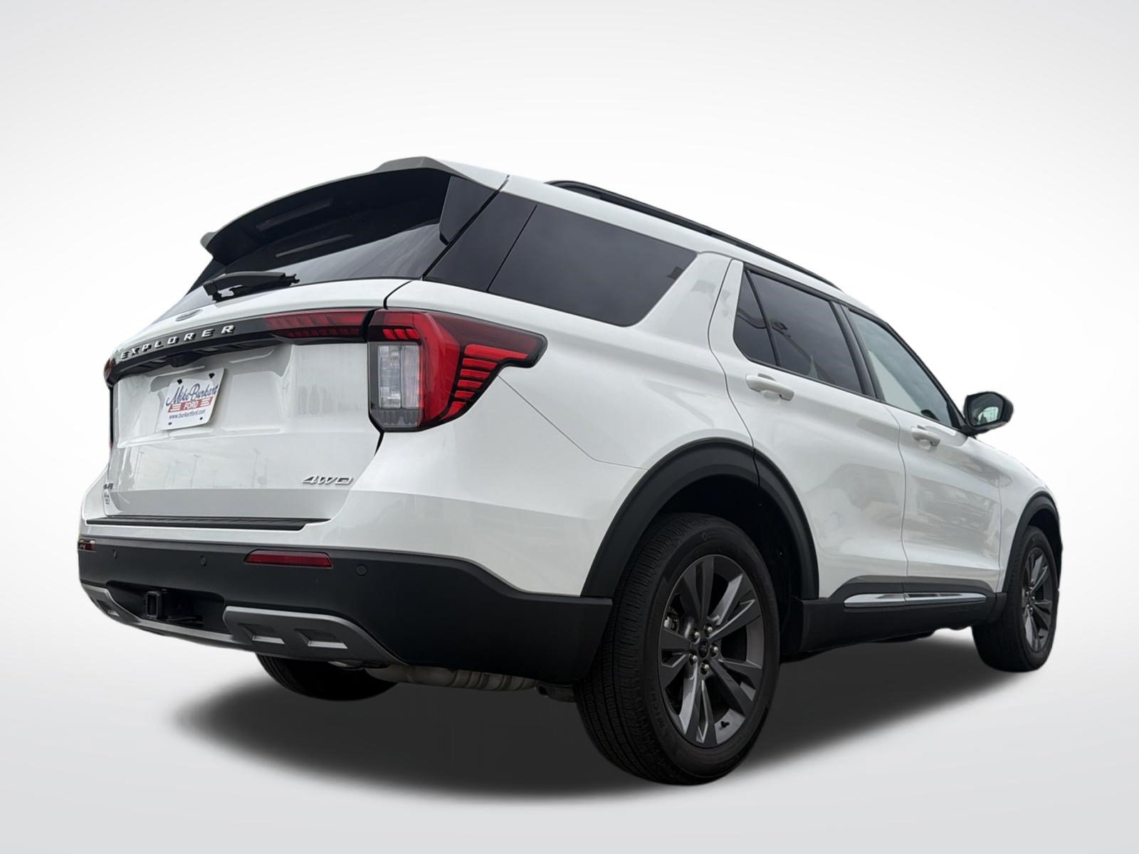 Used 2025 Ford Explorer Active w/ Active Comfort Package AWD/4WD image 9