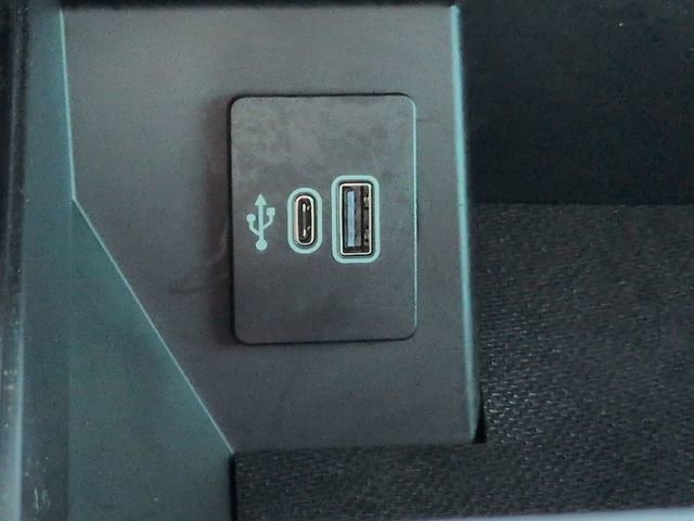 Certified 2025 Ford F150 Lariat w/ Tow/Haul Package image 22