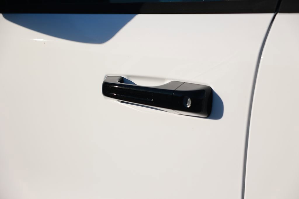 New 2026 RAM 1500 4x4 Crew Cab image 11