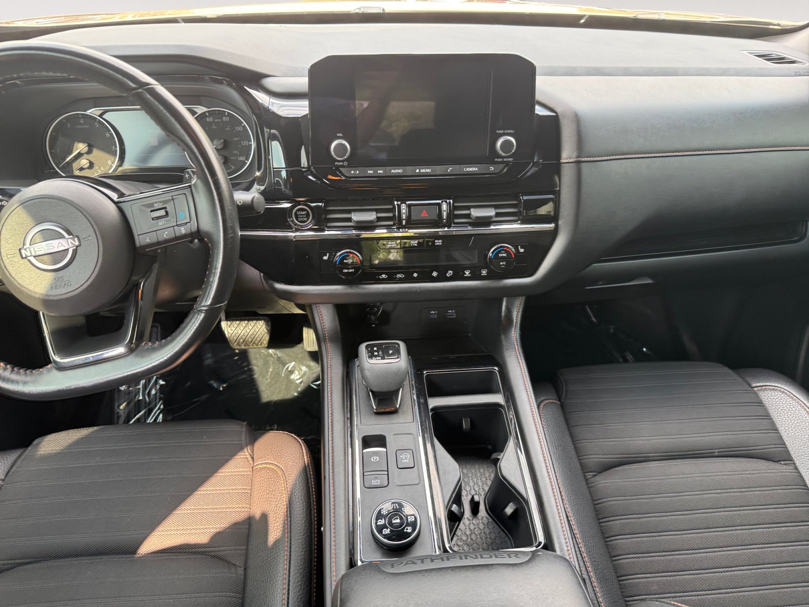 Used 2023 Nissan Pathfinder Rock Creek AWD/4WD image 11