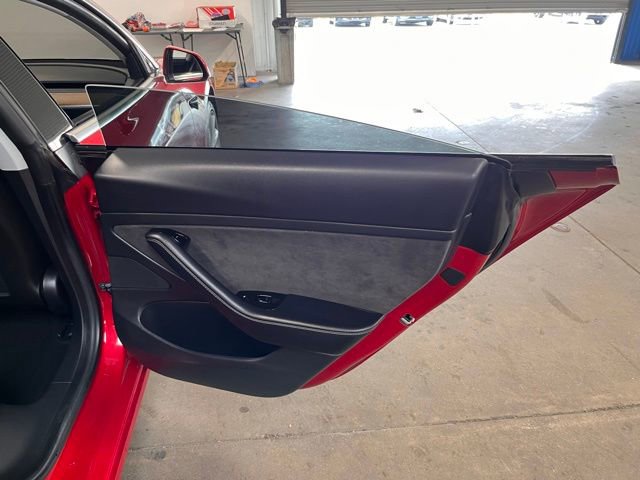 Used 2020 Tesla Model 3 Standard Range Plus image 15