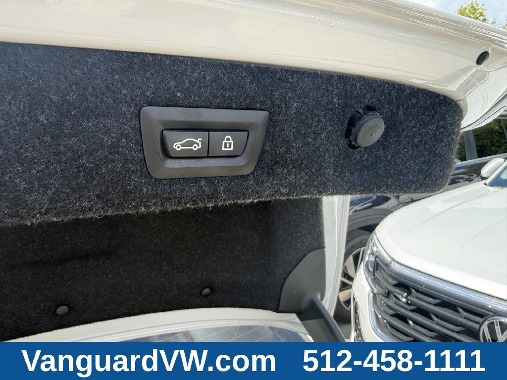 Used 2021 BMW 530i w/ Convenience Package RWD image 10