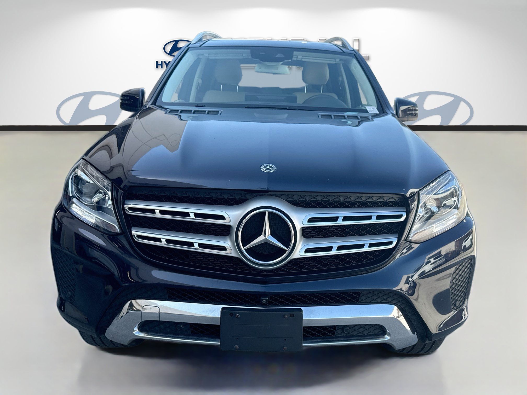 Used 2018 Mercedes-Benz GLS 450 4MATIC w/ Premium Package image 2