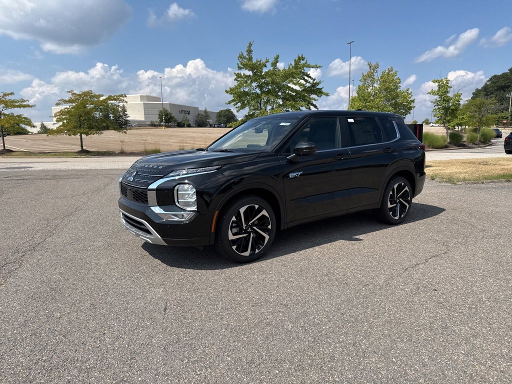 New 2025 Mitsubishi Outlander SE image 16