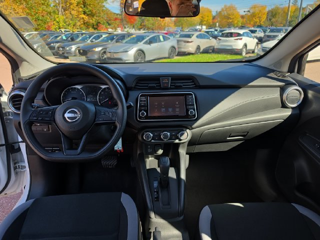 Used 2025 Nissan Versa S w/ Trunk Package FWD image 10