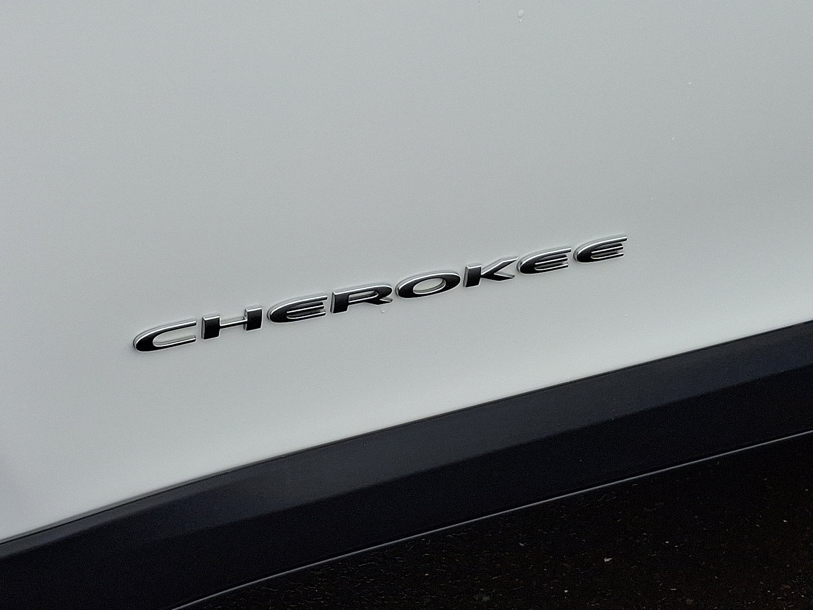Certified 2021 Jeep Cherokee Latitude Lux w/ Sun & Sound Group image 33