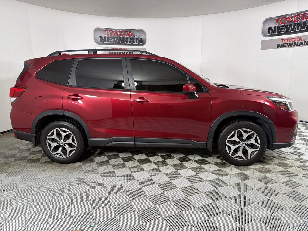 Used 2019 Subaru Forester Premium image 3