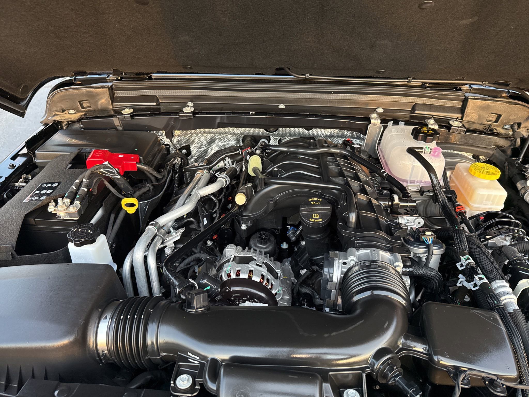 Used 2024 Jeep Wrangler Sport image 14