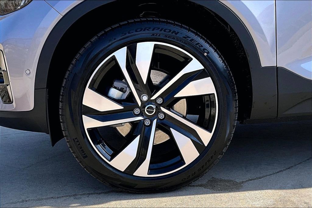 New 2026 Volvo XC40 B5 Ultra AWD/4WD image 41