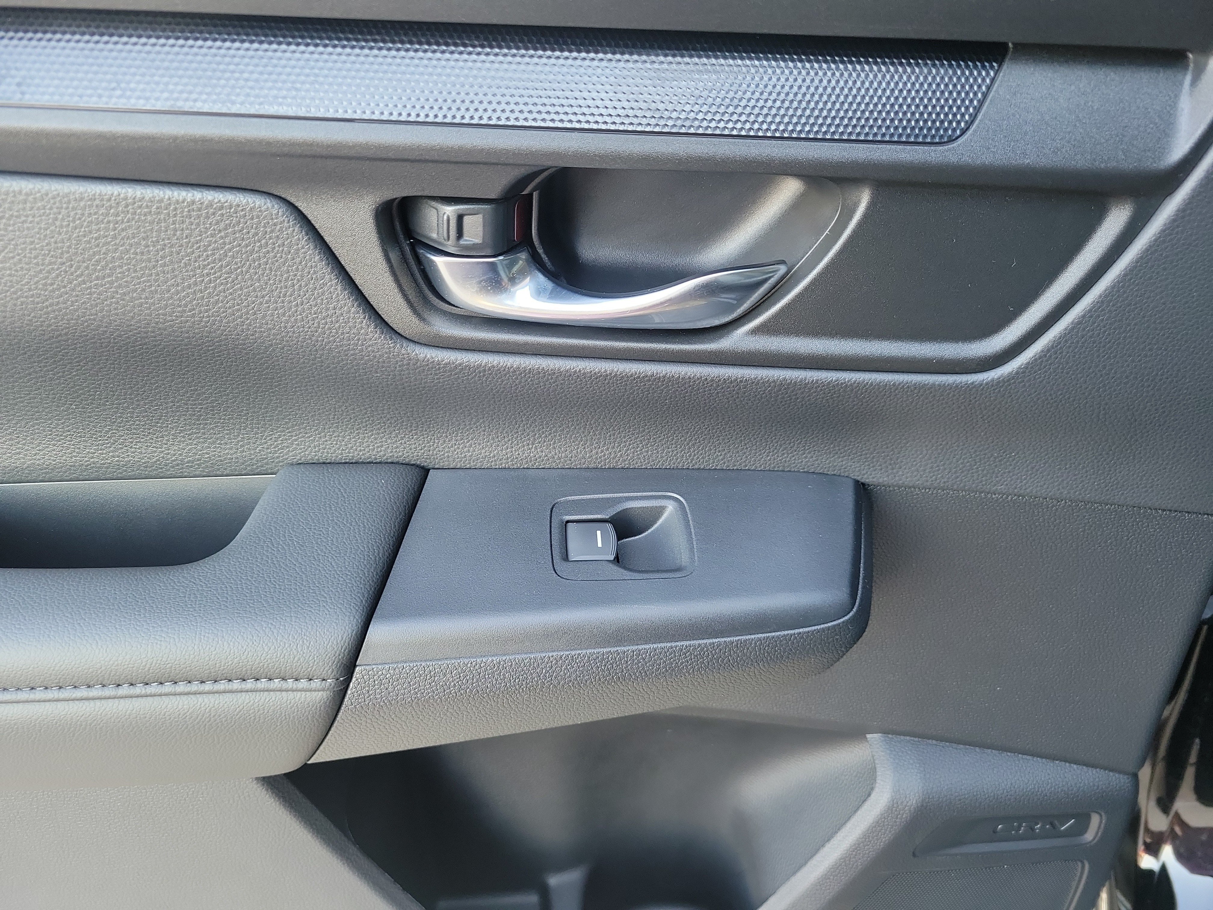 Used 2025 Honda CR-V EX image 25