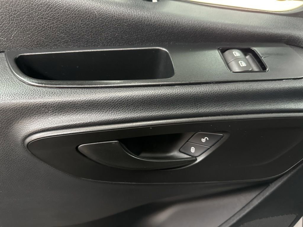 Used 2019 Freightliner Sprinter 144 image 16