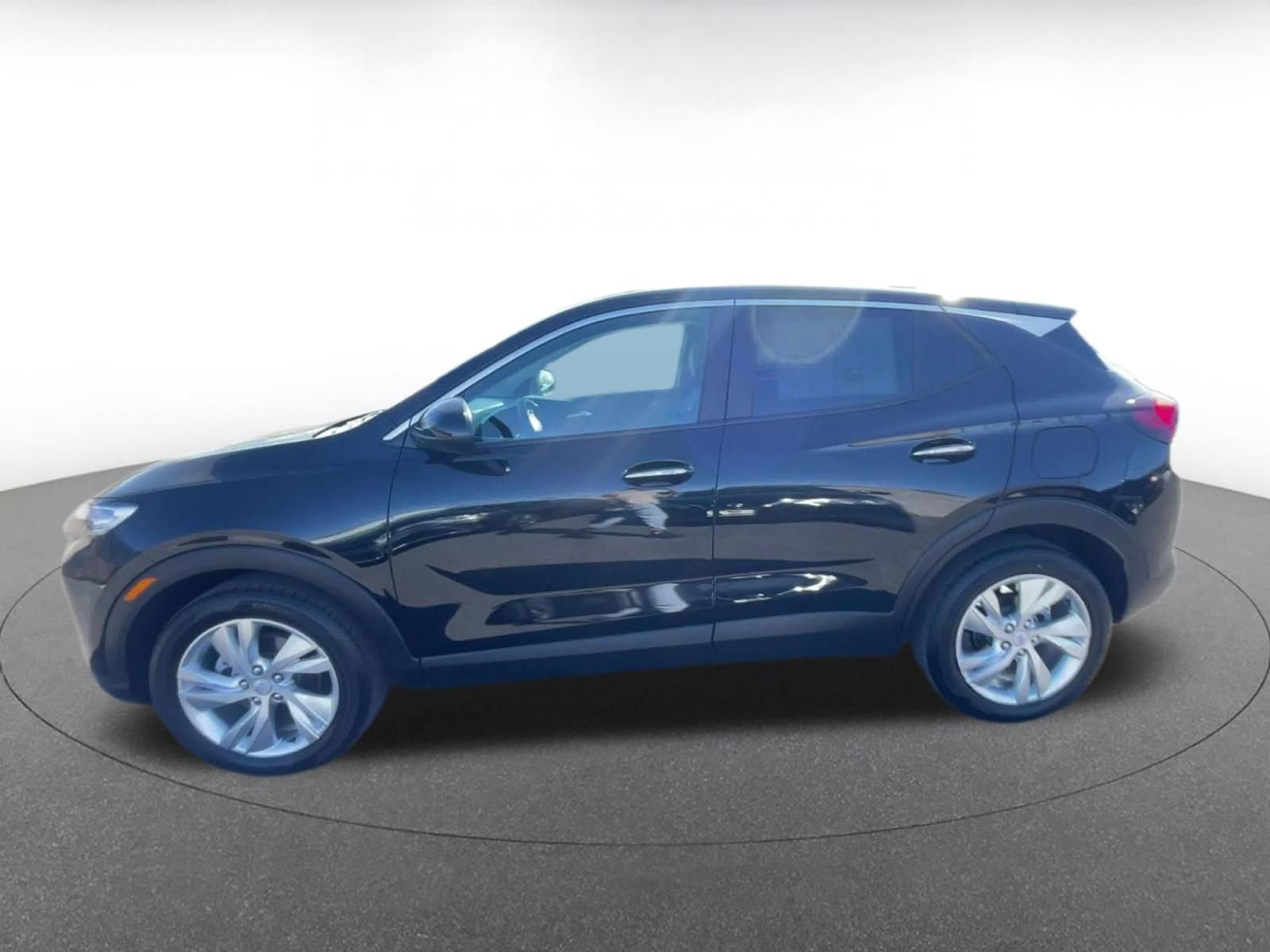 Used 2025 Buick Encore GX Preferred FWD image 9