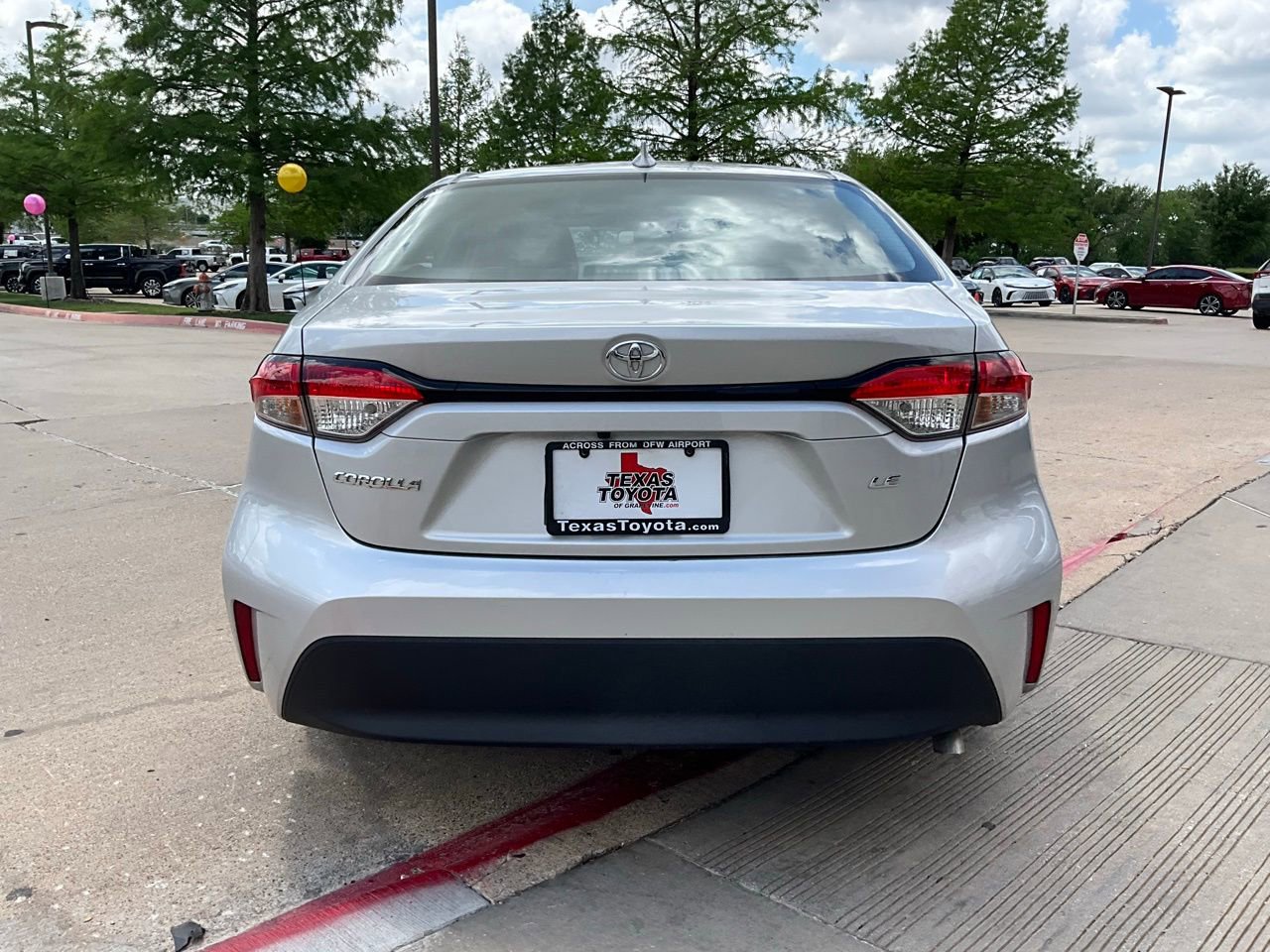 Used 2025 Toyota Corolla LE image 7