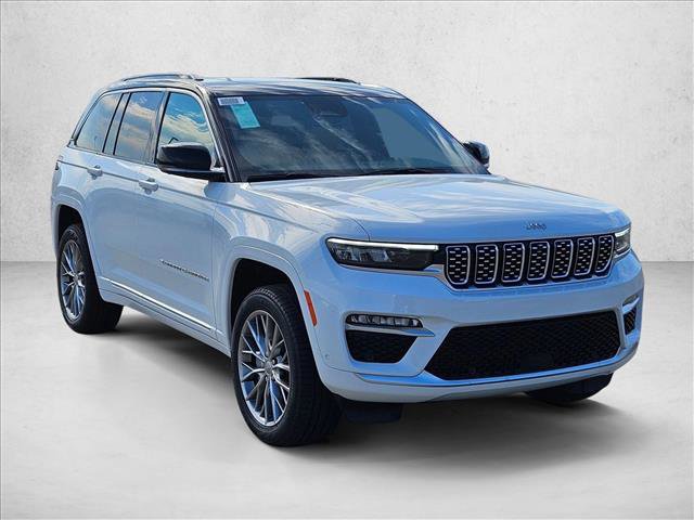 New 2025 Jeep Grand Cherokee Summit image 3