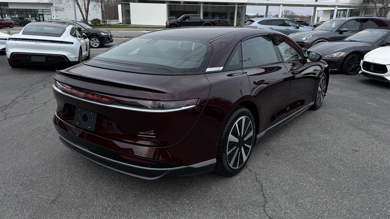 Used 2024 Lucid Air Touring image 21