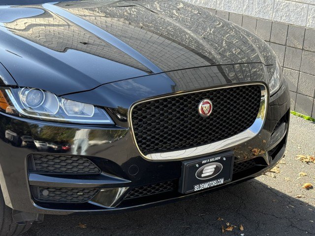 Used 2017 Jaguar F-PACE Premium AWD/4WD image 20