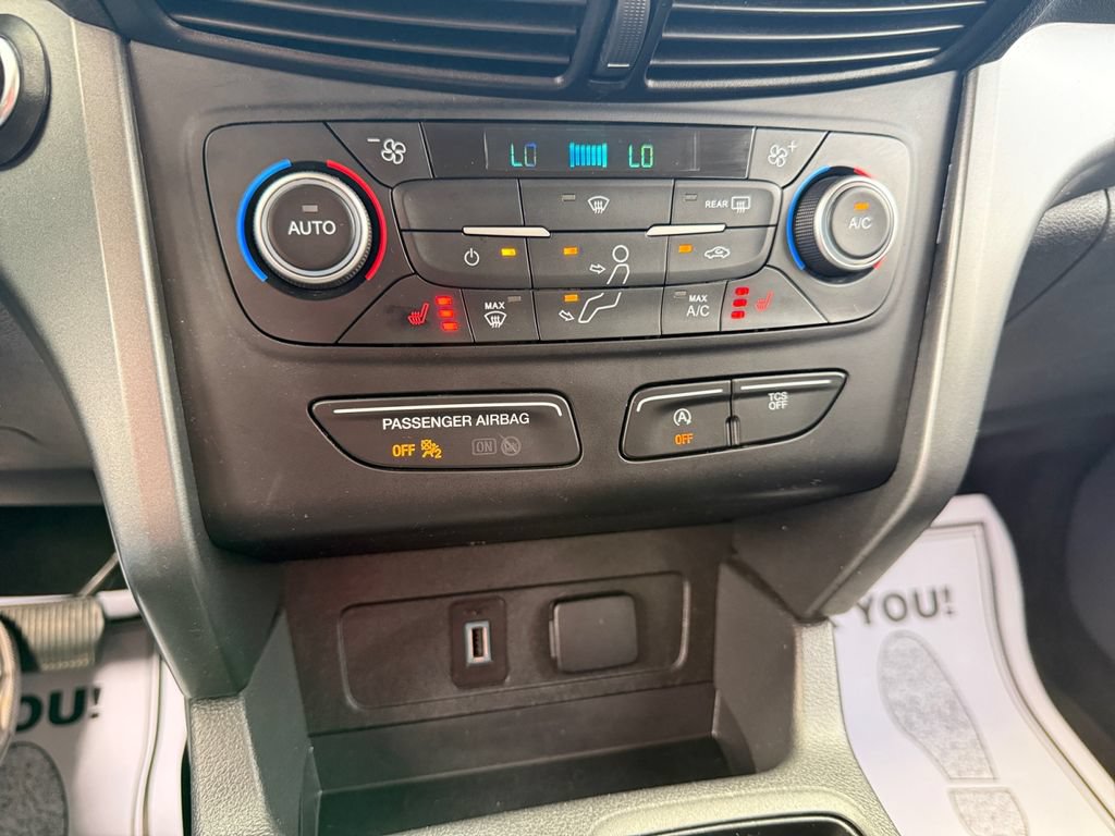 Used 2019 Ford Escape SE FWD image 33