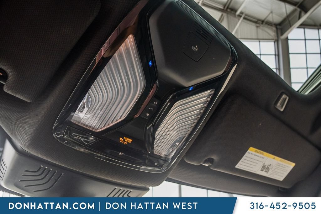 Used 2020 BMW 530i w/ Convenience Package RWD image 16