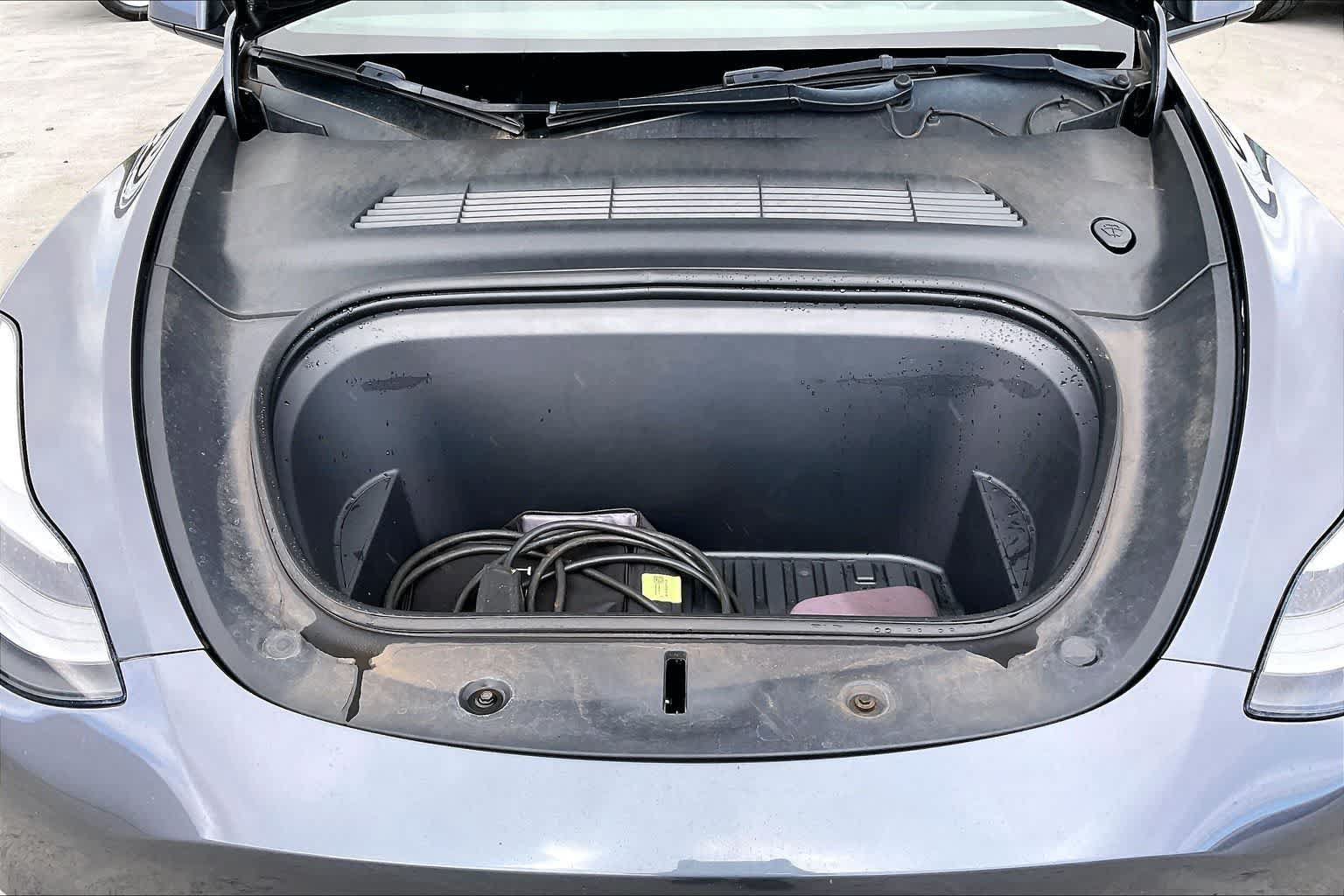 Used 2022 Tesla Model Y Performance AWD/4WD image 9