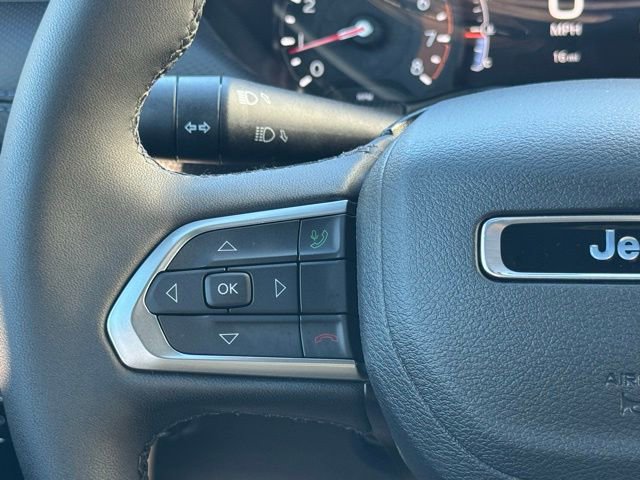 New 2026 Jeep Compass Latitude image 13