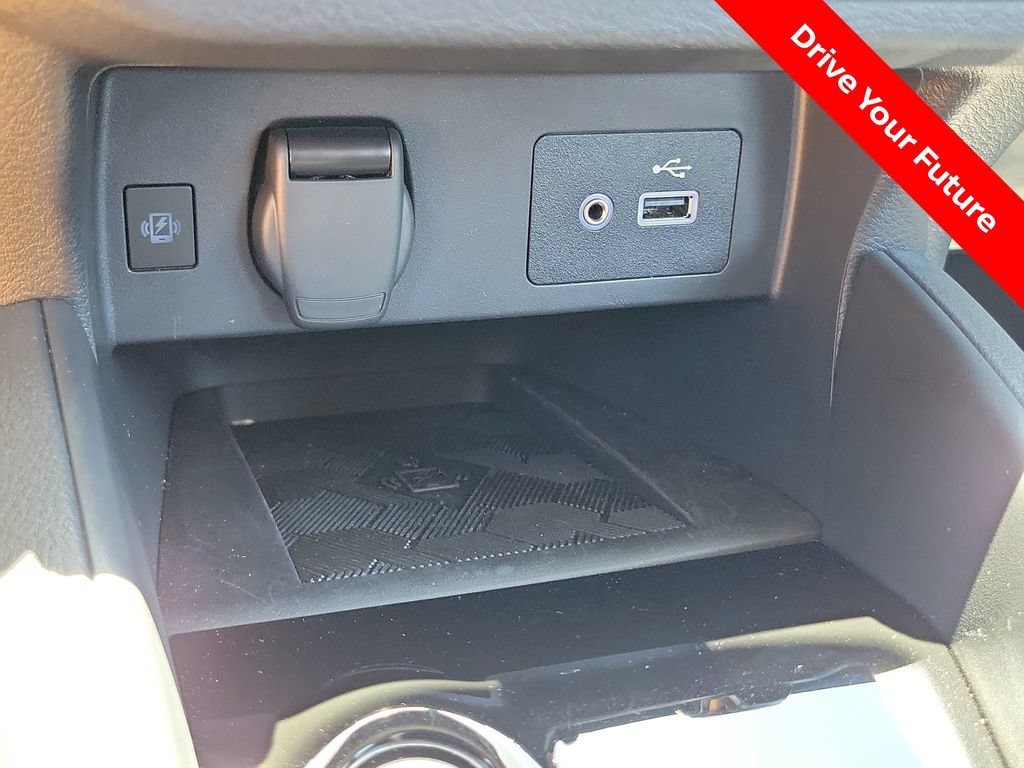 Certified 2025 Nissan Versa SV w/ Trunk Package FWD image 14