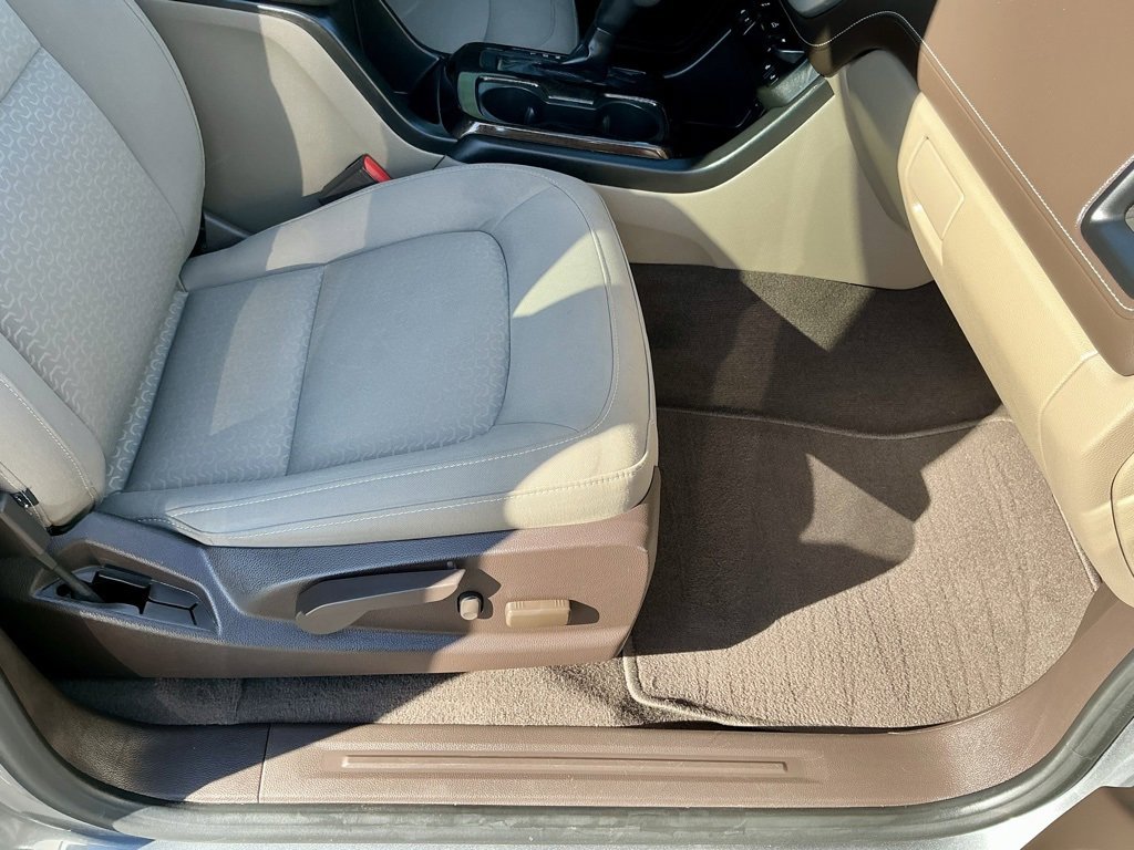 Used 2020 GMC Canyon SLE w/ Elevation Edition image 23