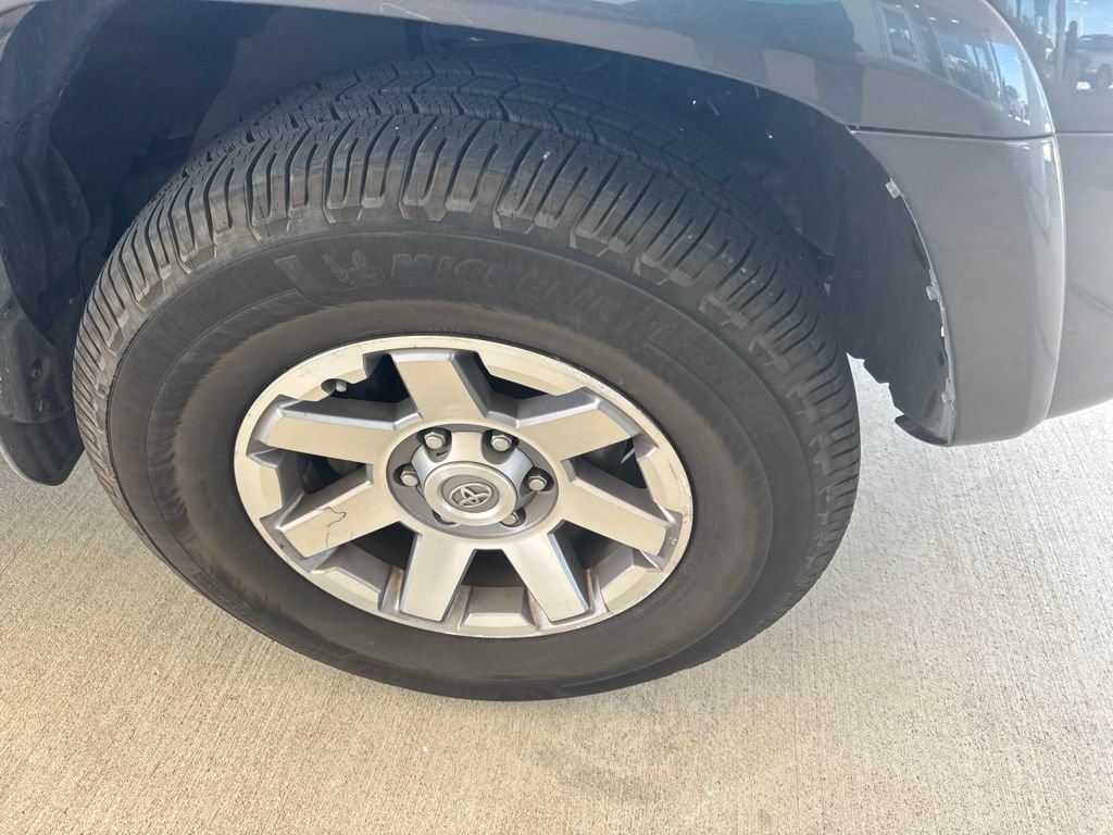 Used 2016 Toyota 4Runner Trail AWD/4WD image 4