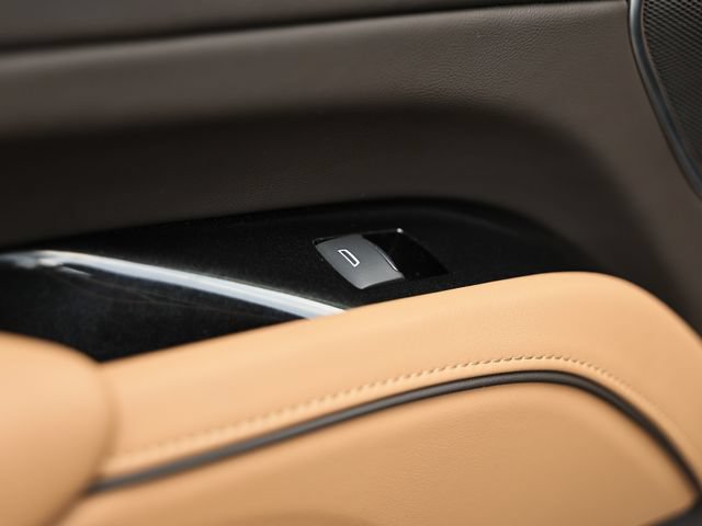 Used 2023 Cadillac Escalade Sport AWD/4WD image 31