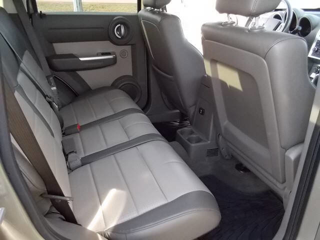 Used 2007 Dodge Nitro SLT image 13