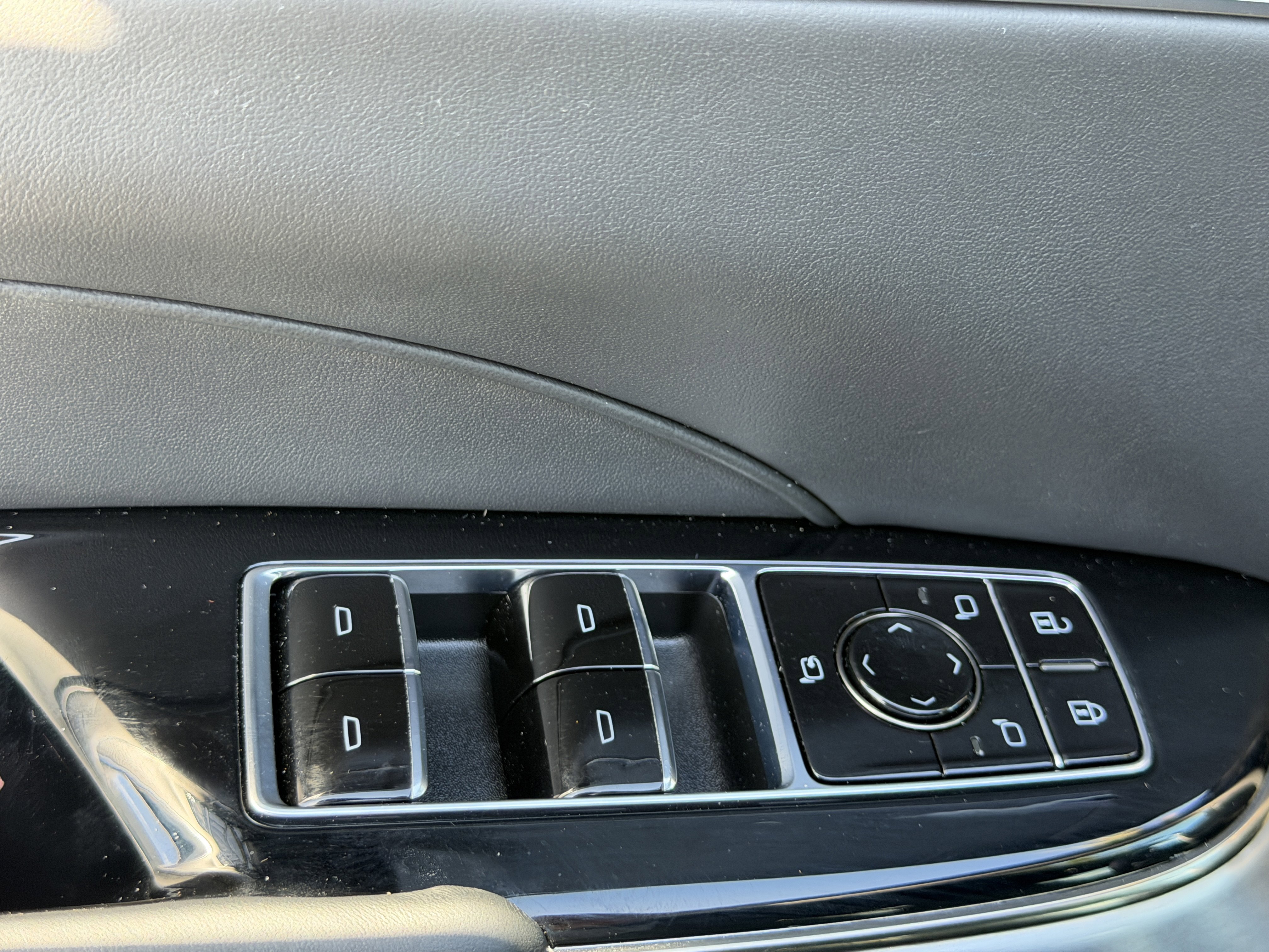 Certified 2026 Cadillac Lyriq V w/ Exterior Carbon Fiber Package image 18