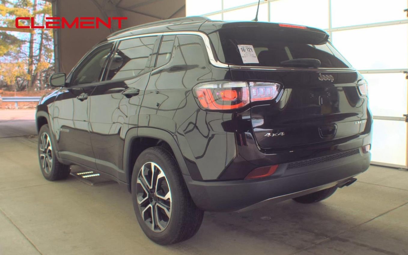 Used 2022 Jeep Compass Limited image 8