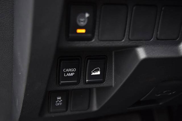 New 2026 Nissan Frontier S image 12