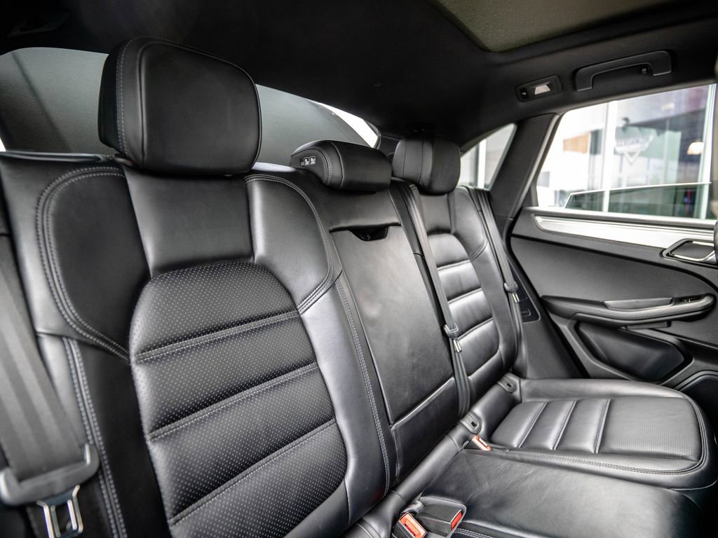 Used 2017 Porsche Macan S AWD/4WD image 38