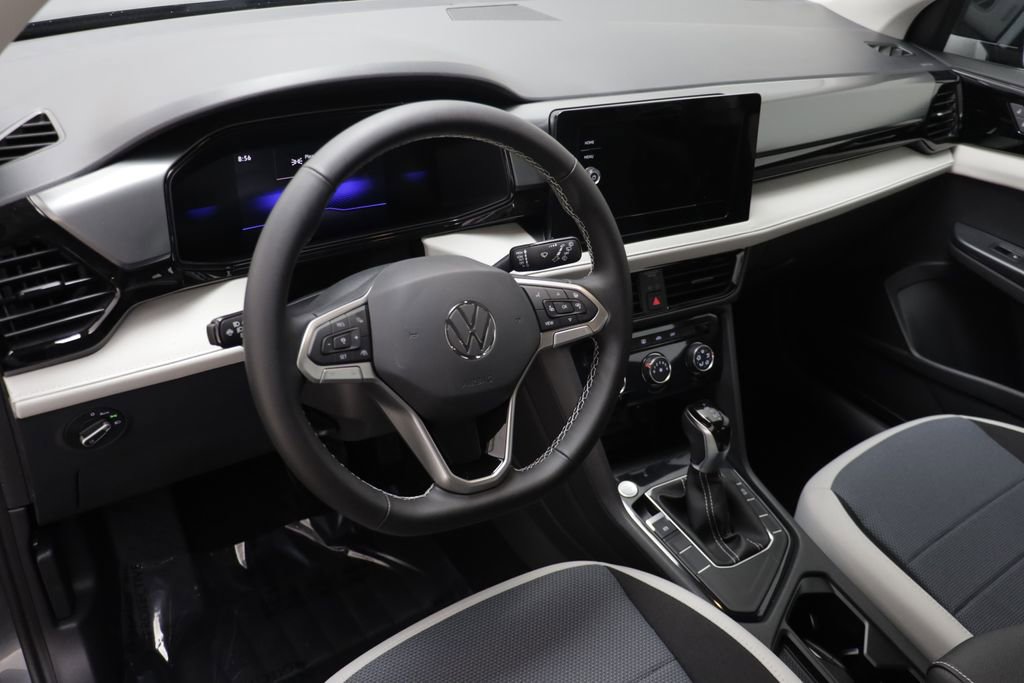 New 2026 Volkswagen Taos S image 7