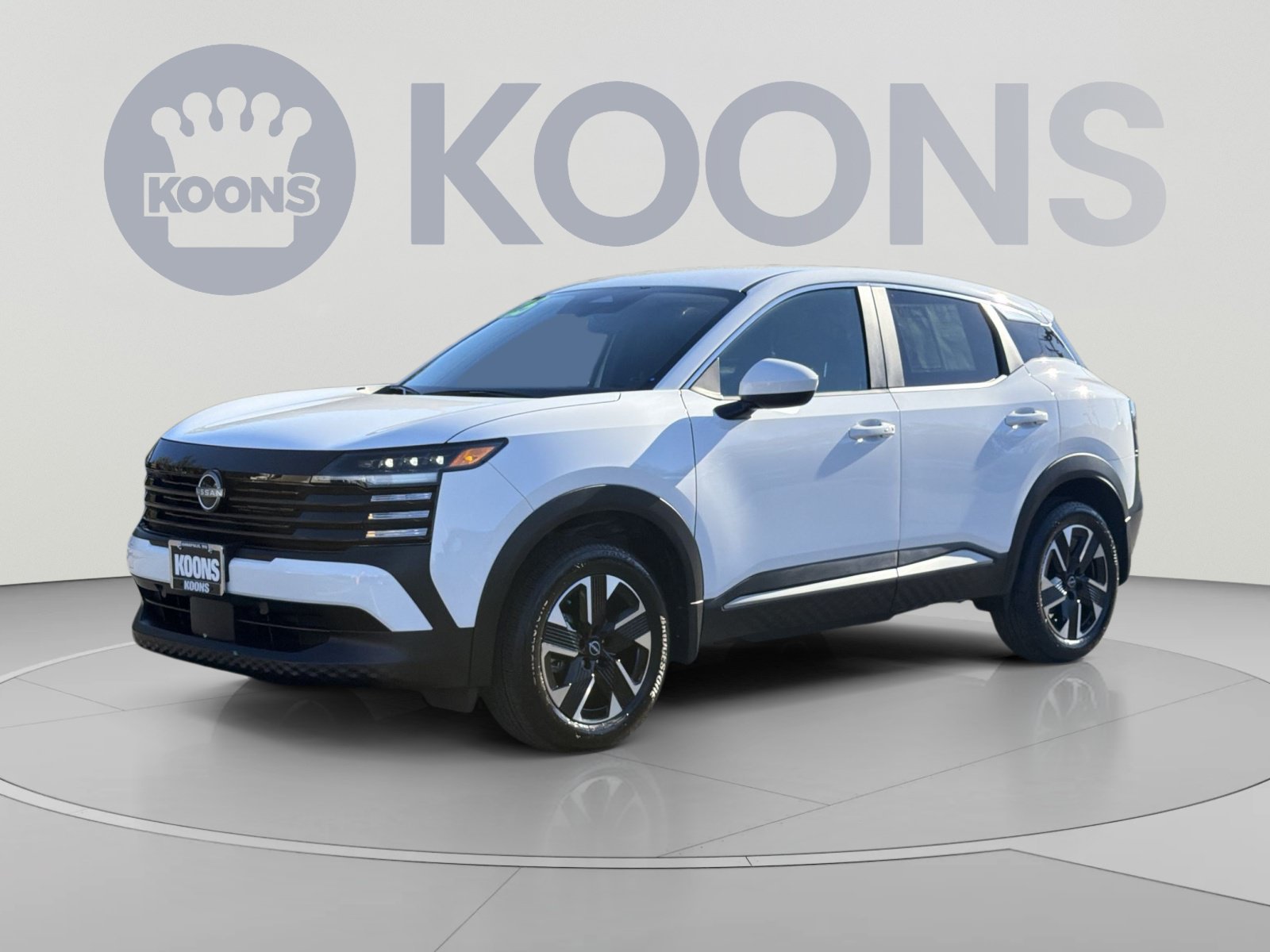 Used 2025 Nissan Kicks SV AWD/4WD image 5