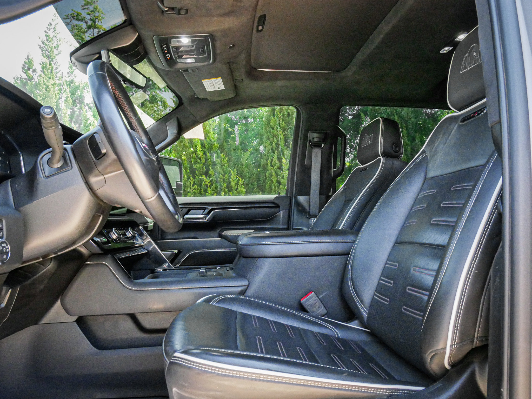 Used 2025 GMC Sierra 2500 AT4X w/ AT4X AEV Edition AWD/4WD image 7