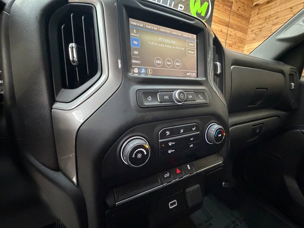 Used 2019 Chevrolet Silverado 1500 Custom w/ Custom Convenience Package image 19