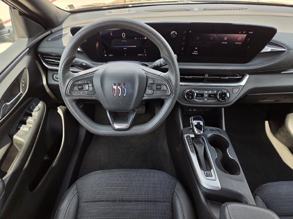 Used 2026 Buick Envista Preferred FWD image 23