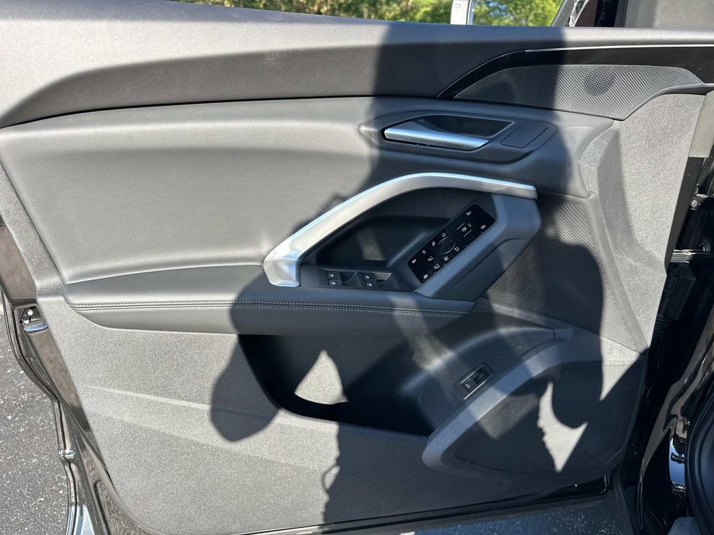 New 2025 Audi Q5 Premium image 11
