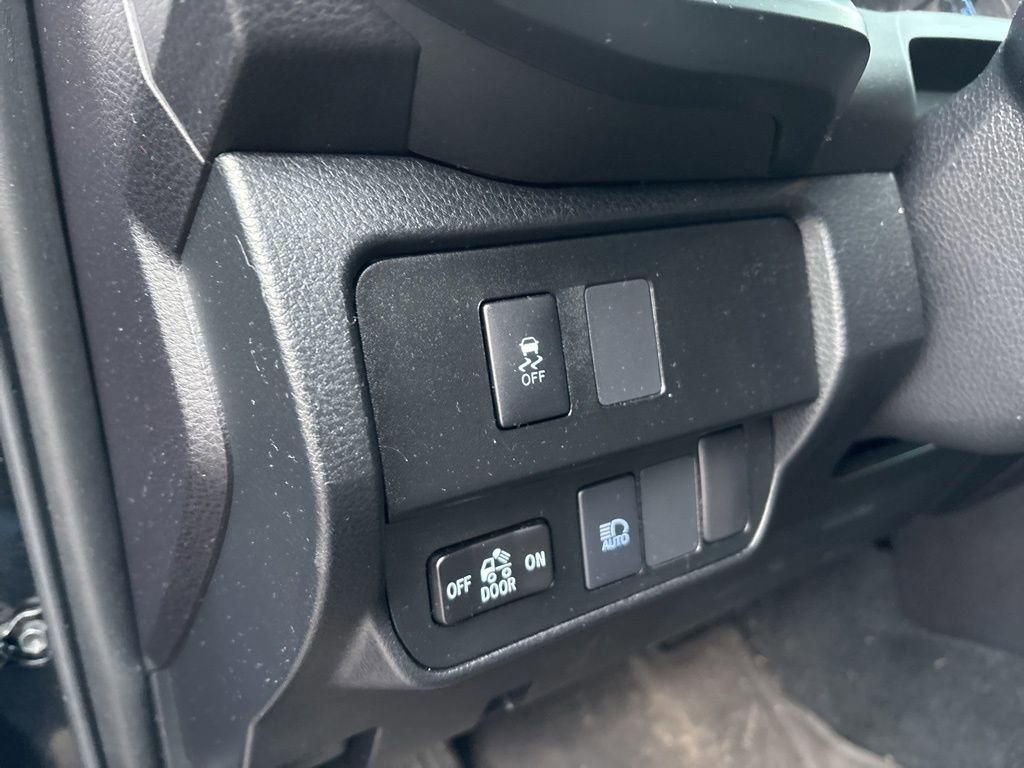 Used 2021 Toyota Tacoma SR image 18