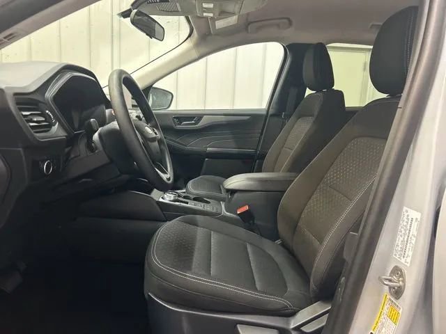 Used 2025 Ford Escape Active image 17